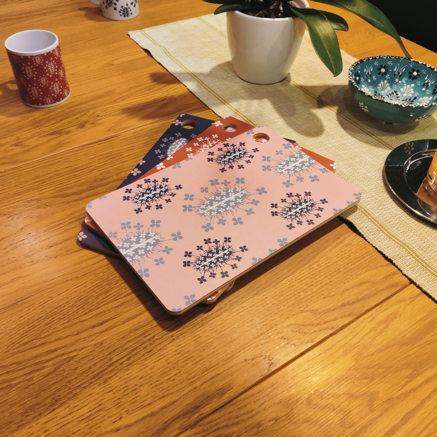 Leikkuulauta - Tuhero / Puskapalovaara - Vittujen Kevät