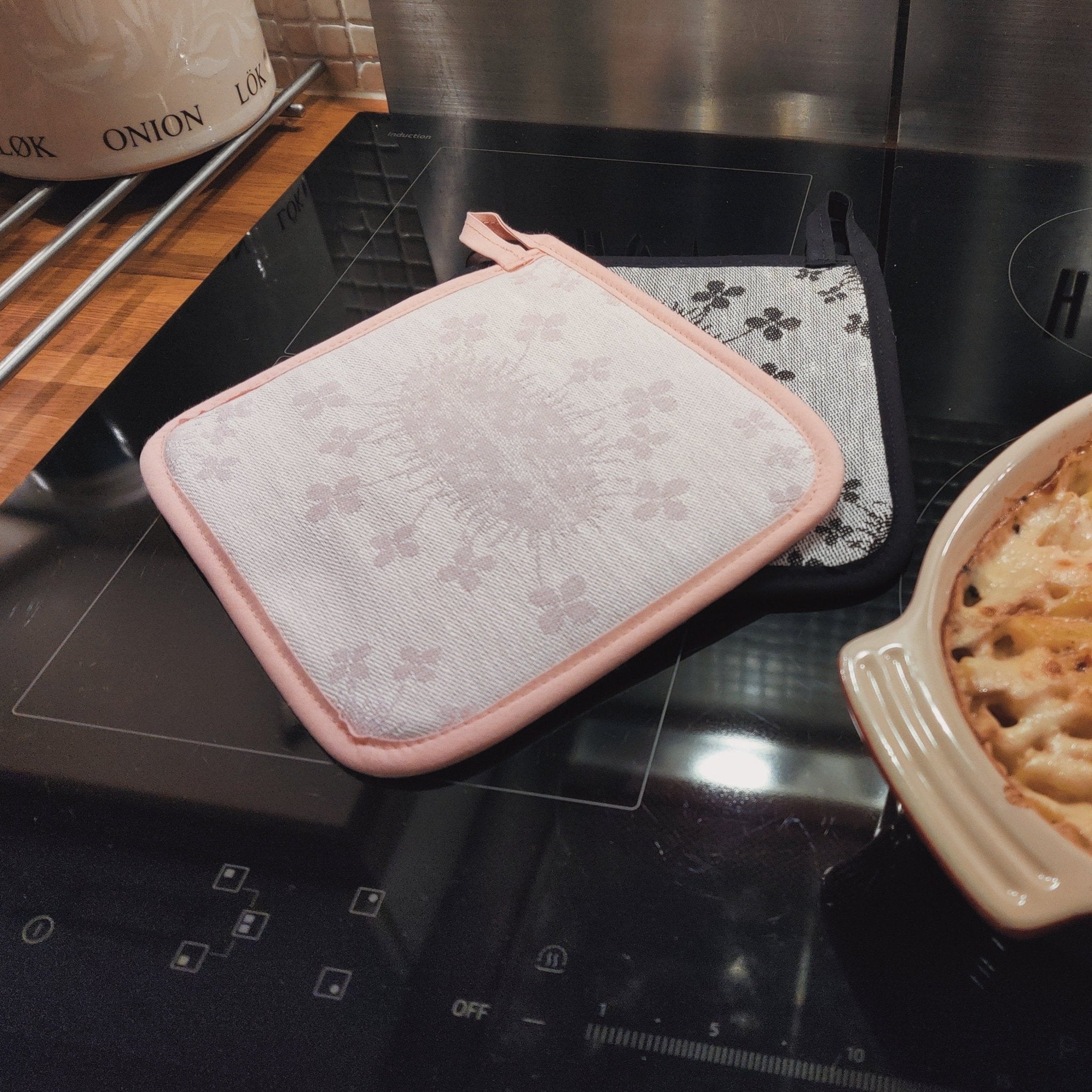 Patalappu - Tuhero / Puskapalovaara - Jokipiin Pellava - Vittujen Kevät