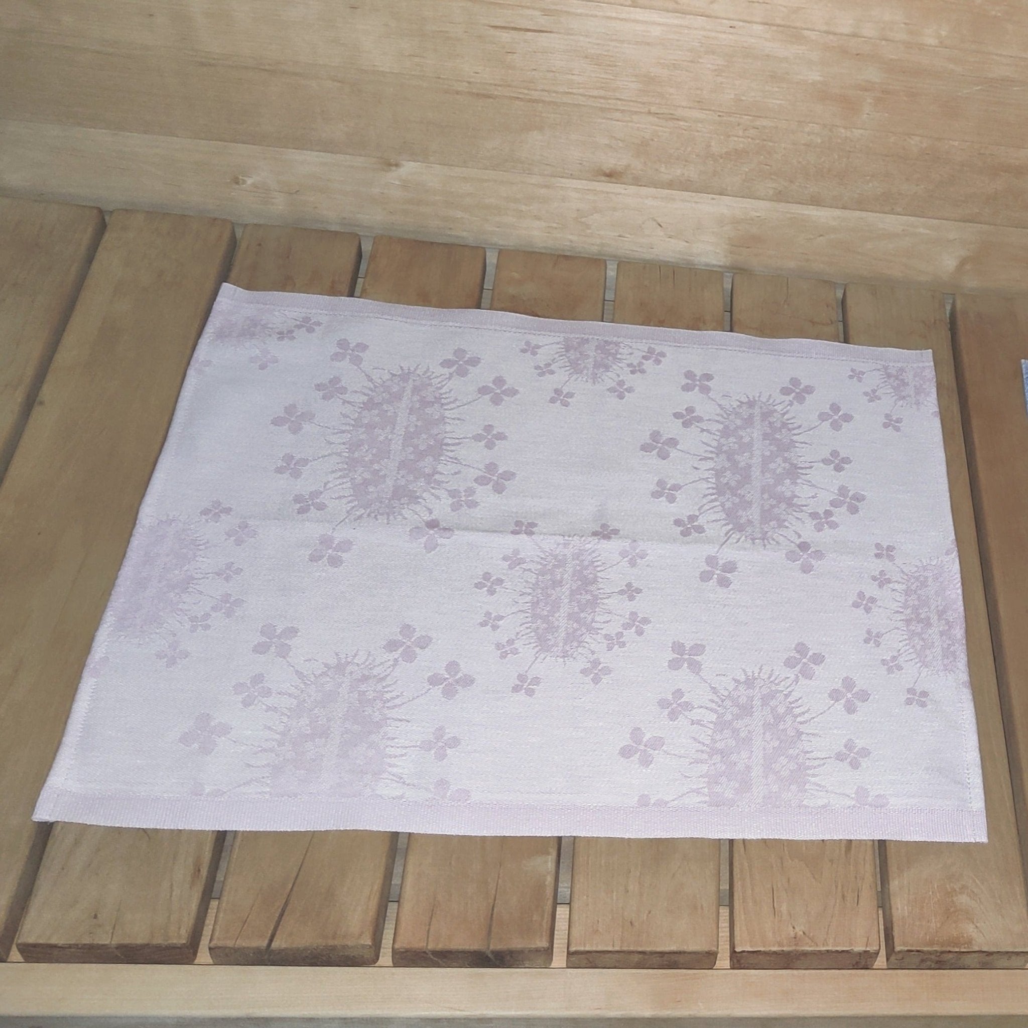 Image of Pefletti - Tuhero / Puskapalovaara - Jokipiin Pellava - Vittujen Kevät