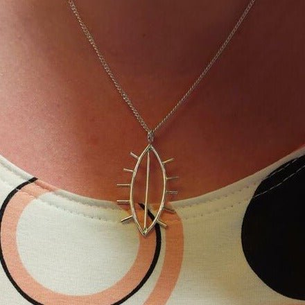 Vittujen kevät Kaulakoru + panssariketju - Vittujen Kevät